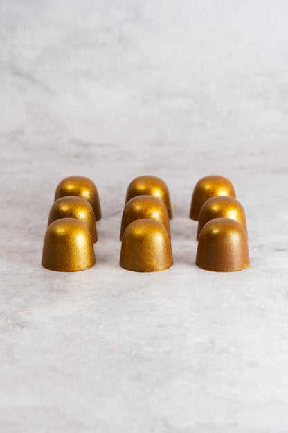 Dubai Style Bonbons – 9 Pieces – 45% Pistachio & Knafeh Filling with Crispy Kataifi Pastry – Gold Edition