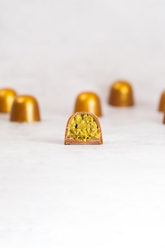 Dubai style bonbons 9 stuks - 45% Pistache - & Kadayif - Gold edition